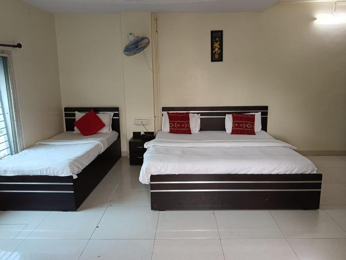 Hotel Mahati Indore Extérieur photo